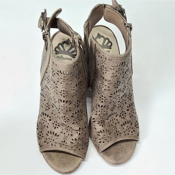 Fergalicious Booties Womens Size 6 Tan Perforrated Parney Peep-toe Block Heel - Picture 4 of 9